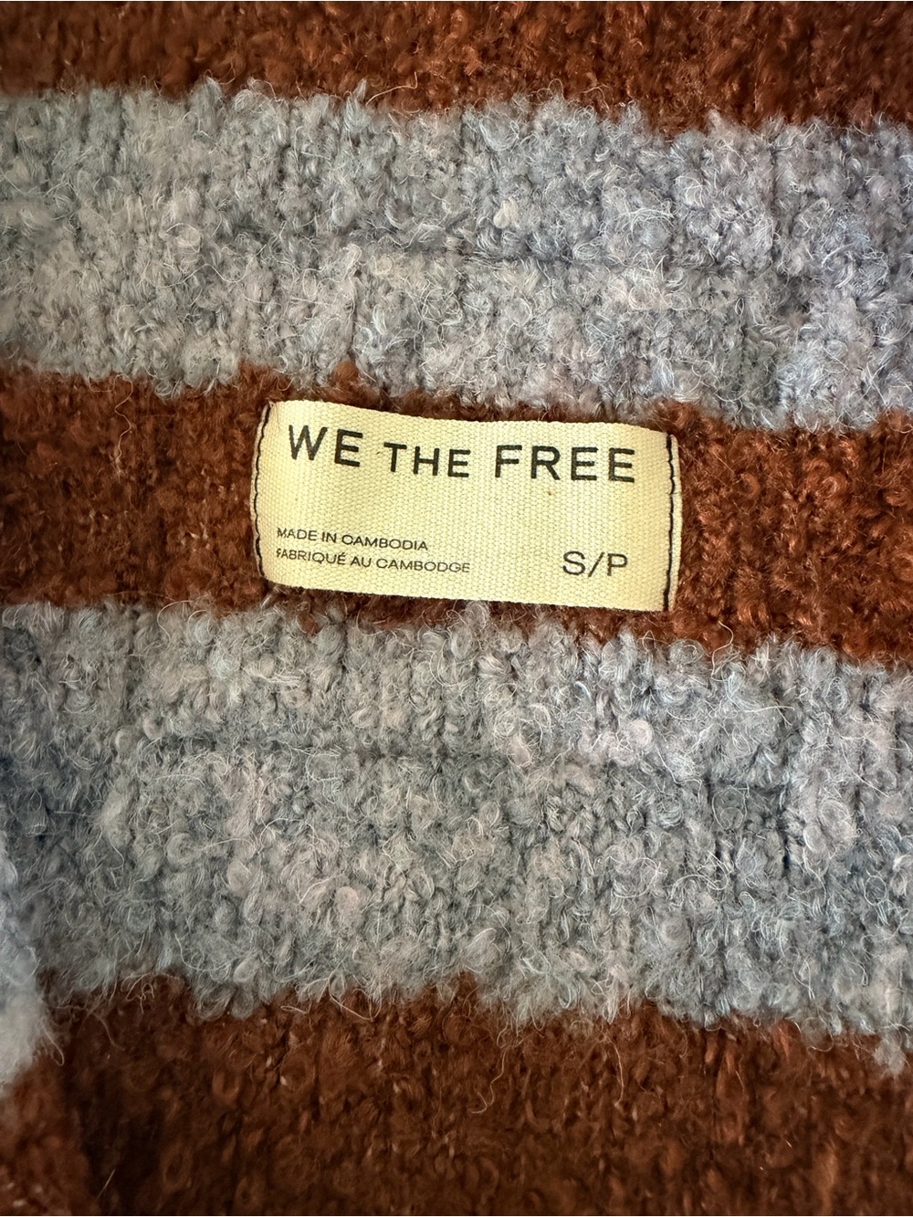 We The Free Button
Collection Cardi - Picture 3 of 4
